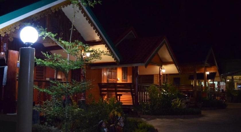 Ruanmai Style Resort 1 — Uthai Thani