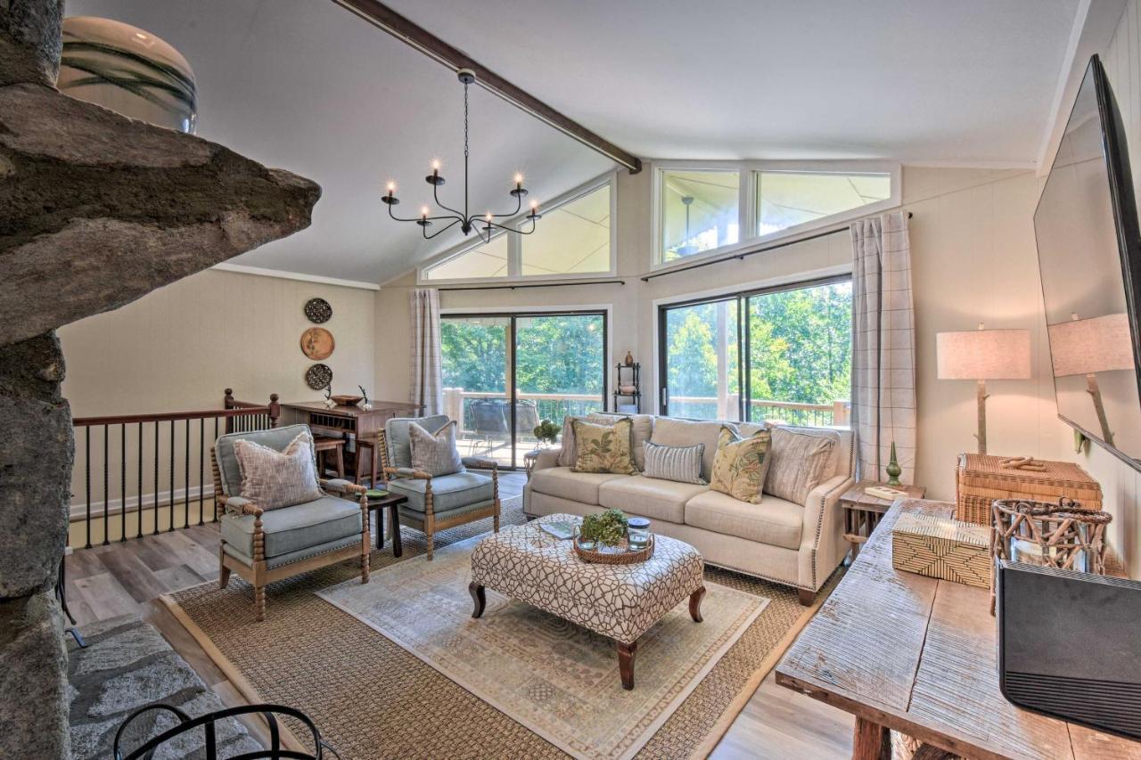 Stunning Dillard Home with Yard in Sky Valley — 4-Star Luxury Hotel in Sky Valley, United States