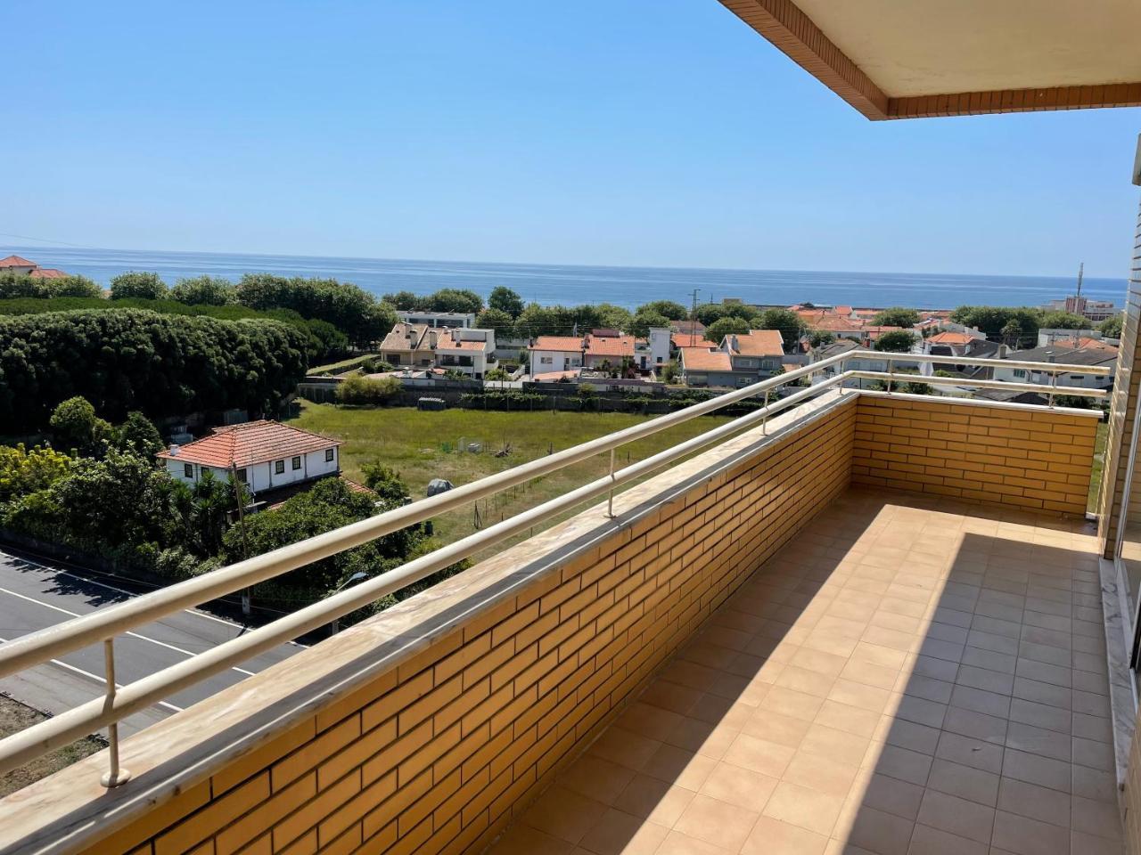 Porto Aguda Beach — 4-Star Luxury Hotel in Vila Nova De Gaia, Portugal