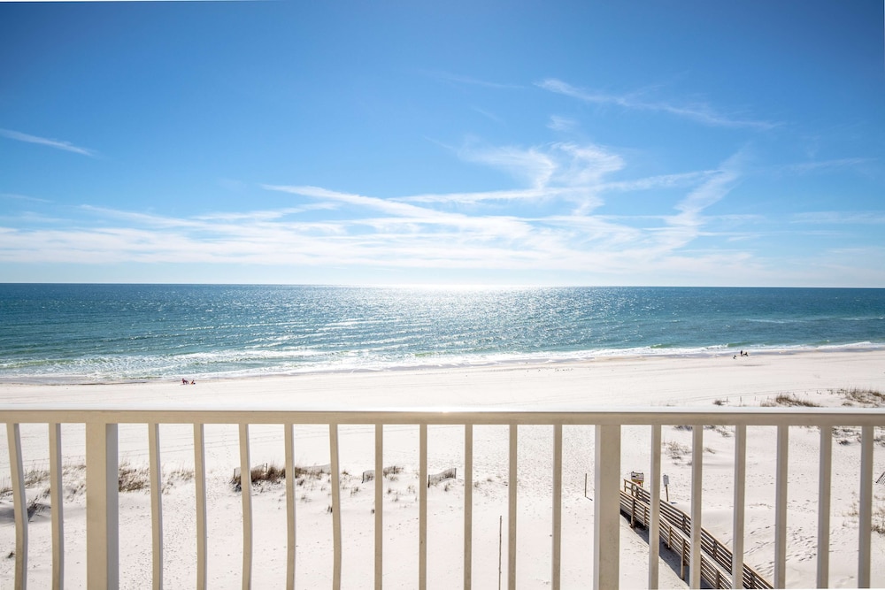 Hilton Garden Inn Orange Beach Beachfront - photo 27