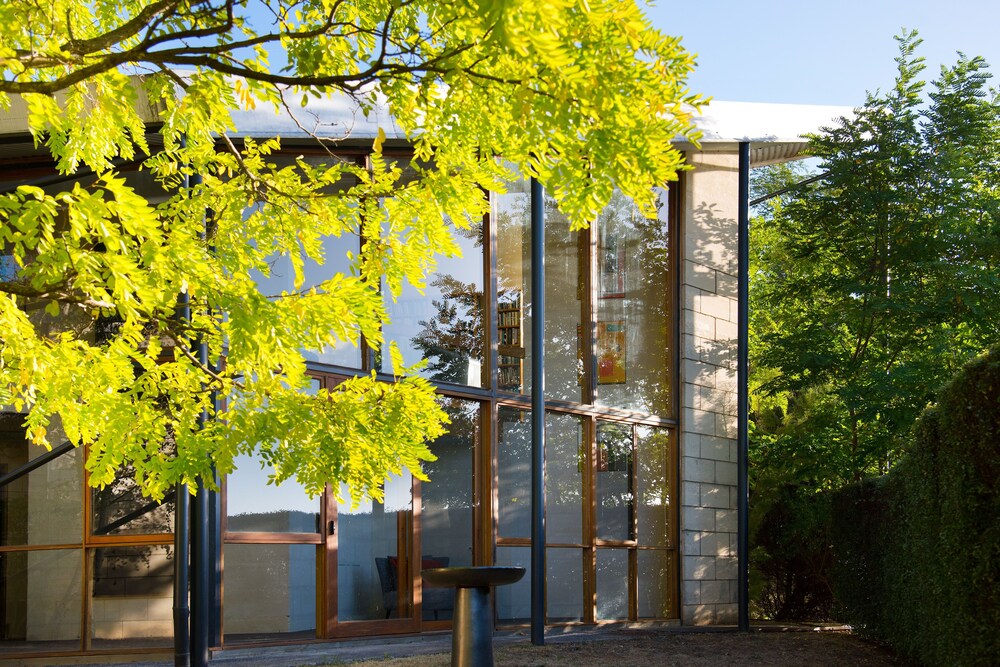 Helix House — 4-Star Luxury Hotel in Daylesford, Australia