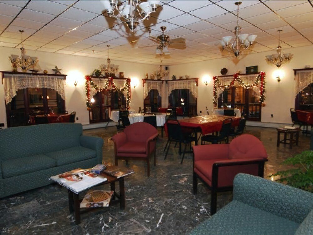 Aroostook Hospitality Inn at Van Buren - photo 8