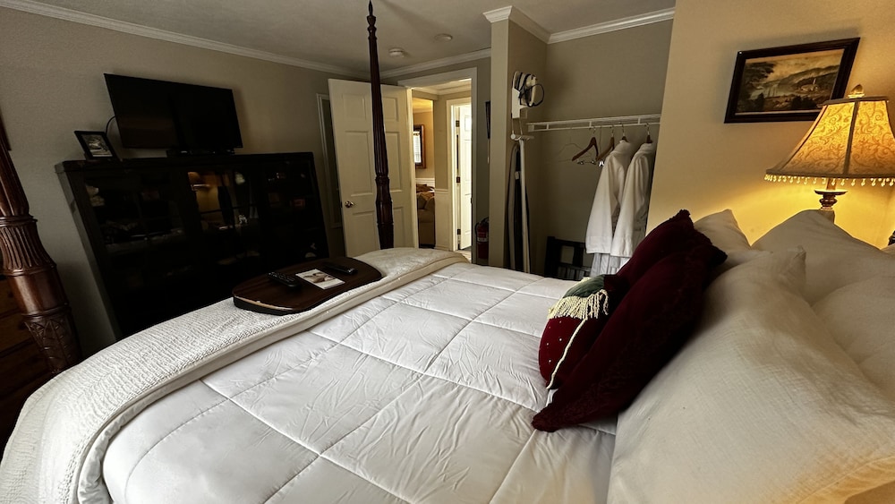 Phineas Swann Inn & Spa - photo 31