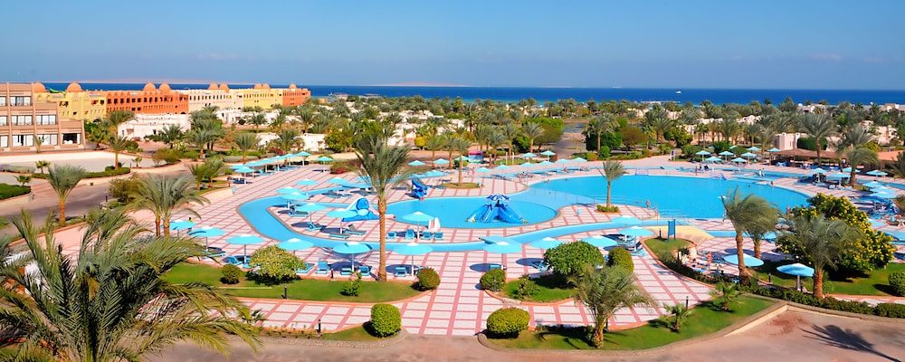 Pharaoh Azur Resorts