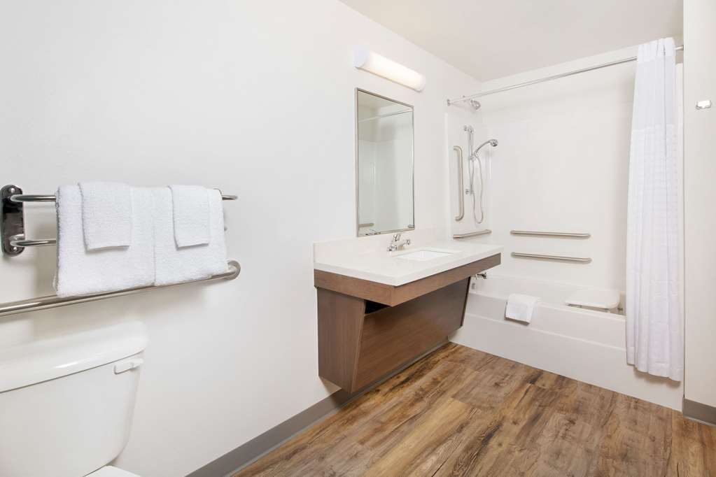 WoodSpring Suites Savannah Pooler - photo 15