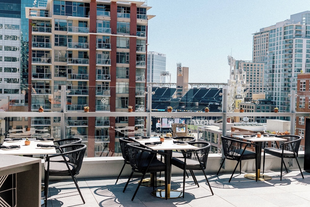 Hotel Indigo San Diego Gaslamp Quarter by IHG - photo 44