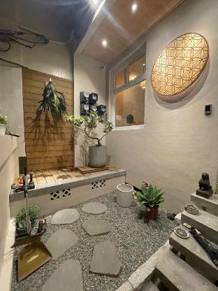 Sat Chit Ananda Hostel must contact us after booking in Tainan, Republic of China Taiwan