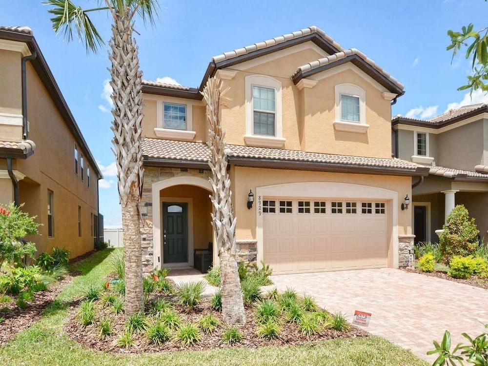 Brand New Windsor At Westside Pool Jacuzzi Grill Game Room Free Wifi — 4-Star Luxury Hotel in Kissimmee, United States