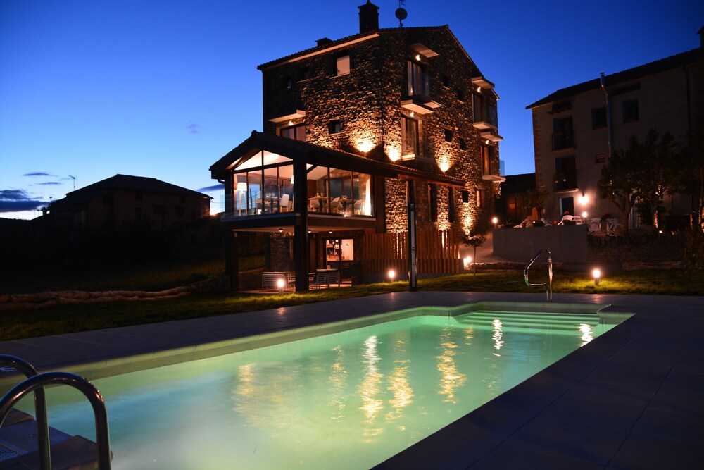 Hotel Tierra Buxo Adults Only - carbon neutral hotel in Ainsa