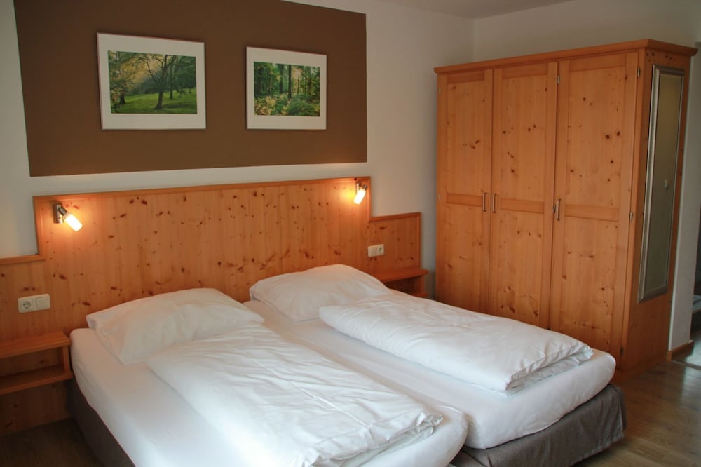 Pension Kellerer — Raubling — photo 3