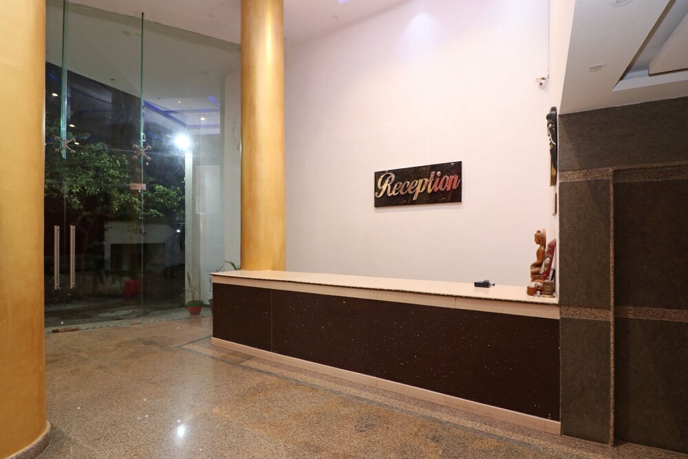 Oyo 16395 Hotel G K Palace in Gaya, India