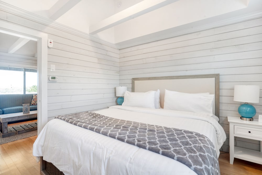 Driftwood Resort - photo 95