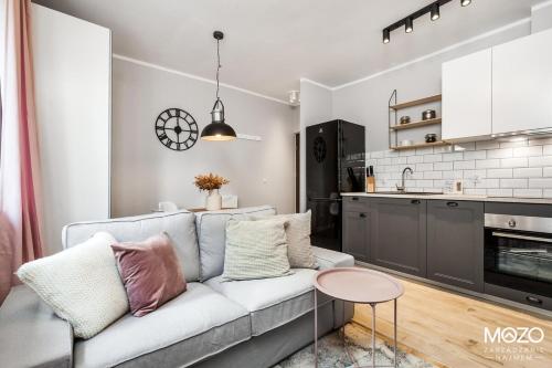 Hello Apartments Cozy Studio Hallera — 4-Star Luxury Hotel in Gdansk, Poland