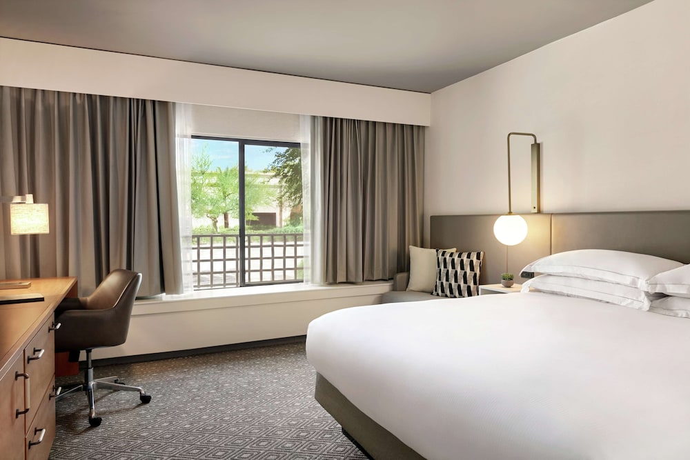Hilton Scottsdale Resort & Villas - photo 11