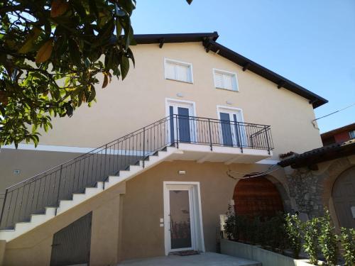 Borgo alla Pieve Apartments — 4-Star Luxury Hotel in Manerba Del Garda, Italy