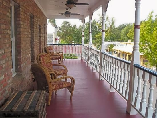 Jamestown Hotel - photo 6