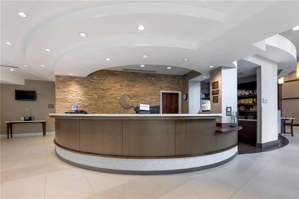 Comfort Suites Miami Airport North - photo 9