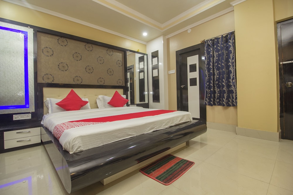 Oyo 27610 Hotel Landmark — Siliguri