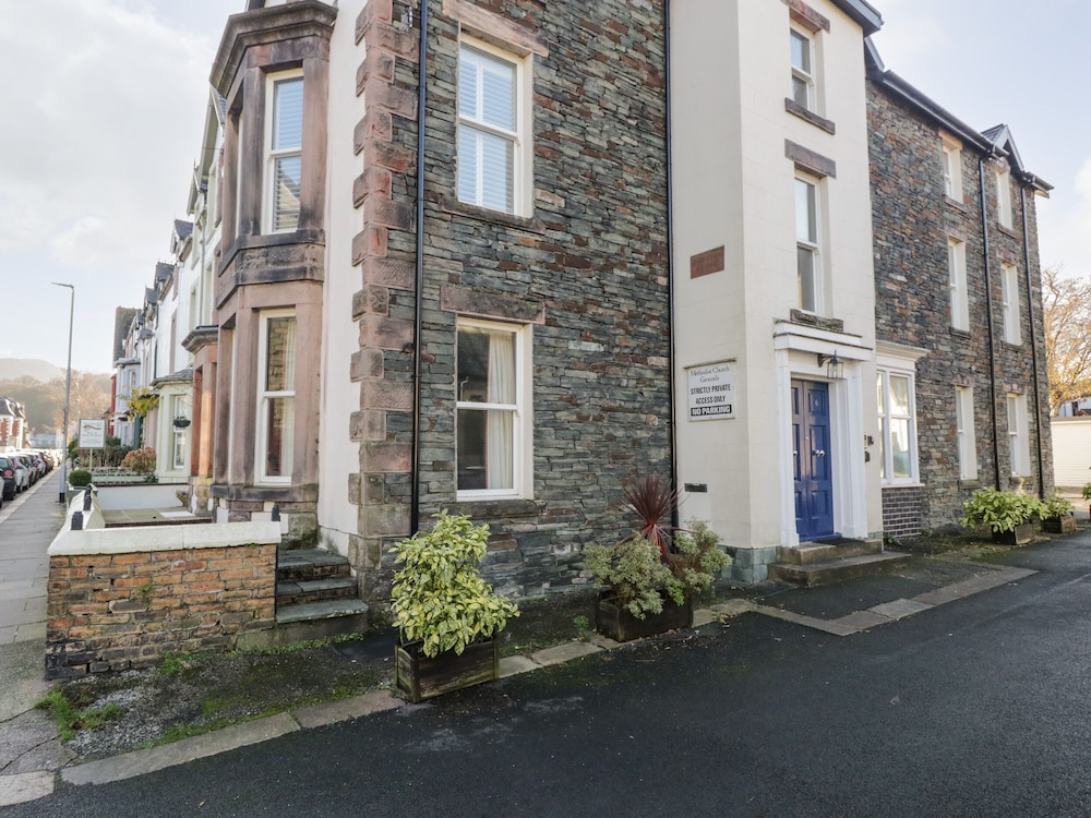 Carlton House Apartment 1 — 4-Star Luxury Hotel in Keswick, United Kingdom