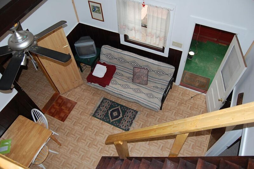 The Elms Waterfront Cottages - photo 12