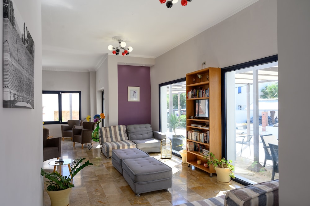 Esperides Hotel in Chios, Greece