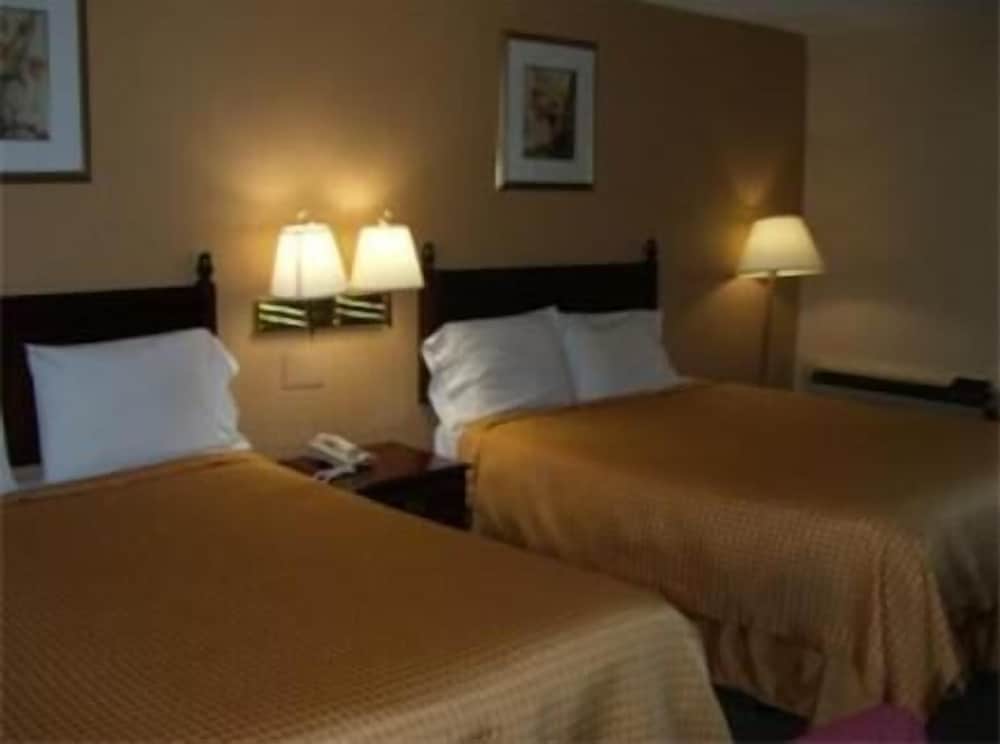 Americas Best Value Inn Smithfield - photo 18