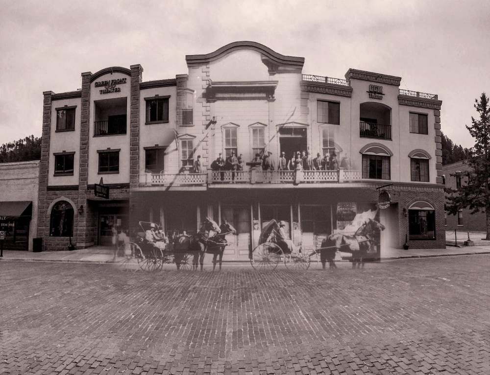 Mineral Palace Hotel & Casino - photo 57