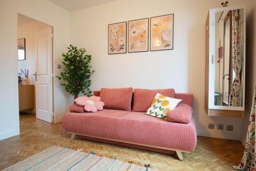 Alegria Disney 10min Paris Vallee Village Parking — hotel in Chessy