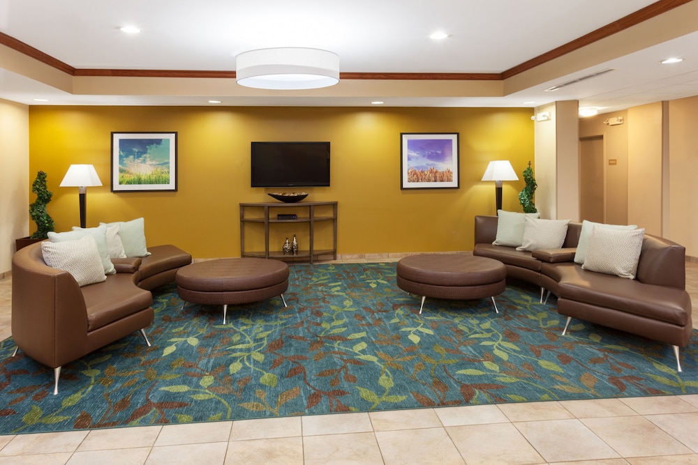 Candlewood Suites Aurora Naperville by IHG - photo 31
