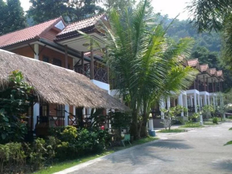 Banphu Kohchang — hotel in Laem Ngop