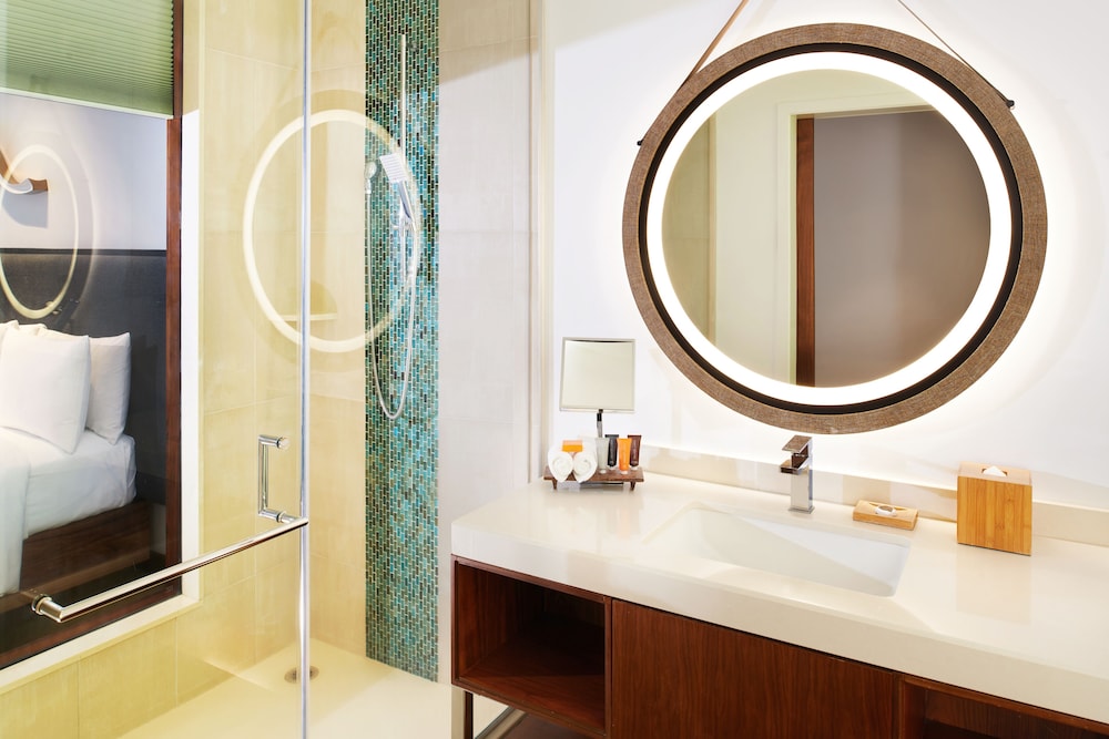 Hyatt Centric Waikiki Beach - photo 34