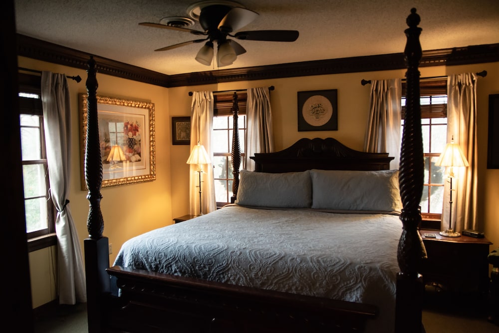 Williamsburg Sampler B & B - photo 6