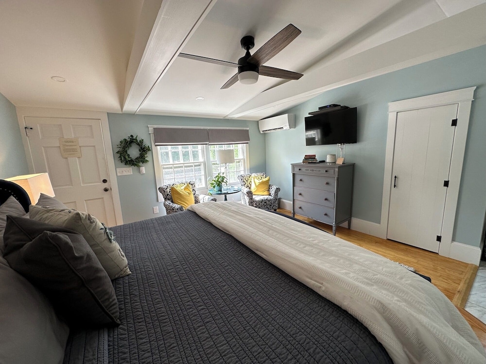 Inn at Perkins Cove - photo 51