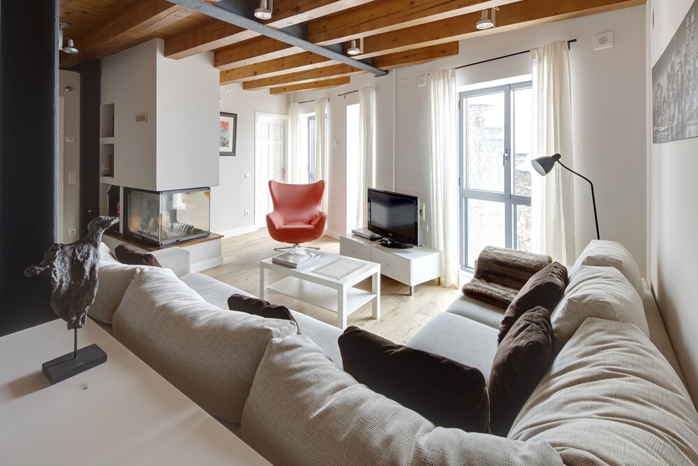 Val Arties 3 by FeelFree Rentals — 4-Star Luxury Hotel in Vielha, Spain