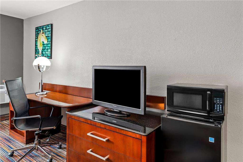 Travelodge by Wyndham Bloomington - photo 20