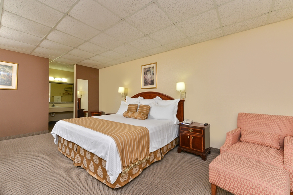 Americas Best Value Inn & Suites Victoria - photo 5