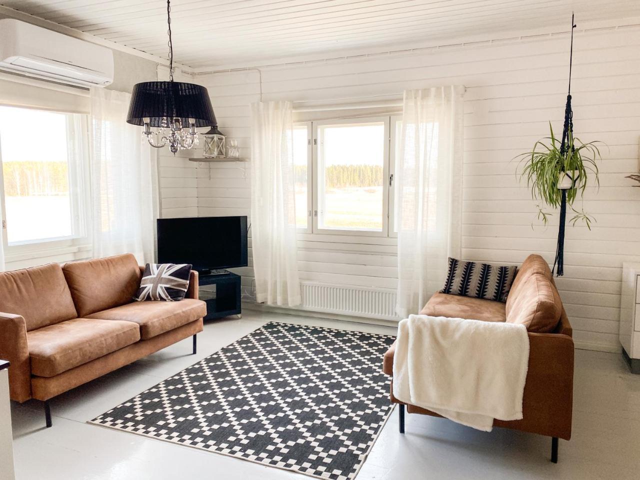 Maalaistalo maatilamiljöössä — 4-Star Luxury Hotel in Haapavesi, Finland