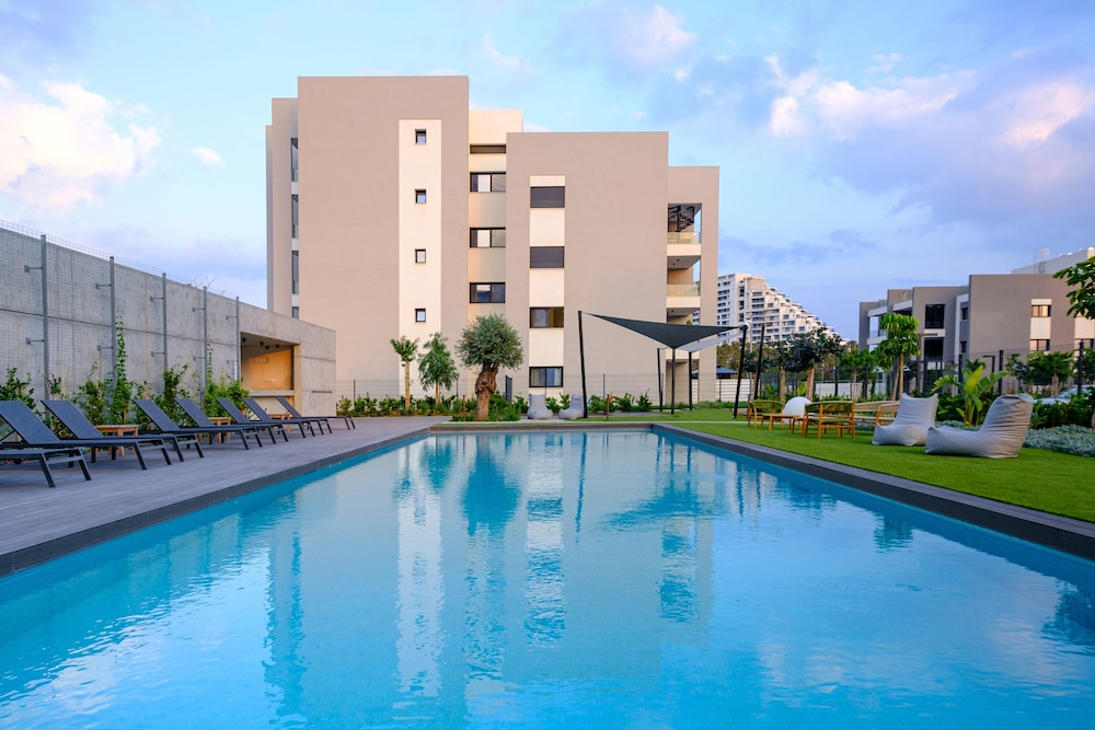 Sunset Gardens — 4-Star Luxury Hotel in Limassol, Cyprus