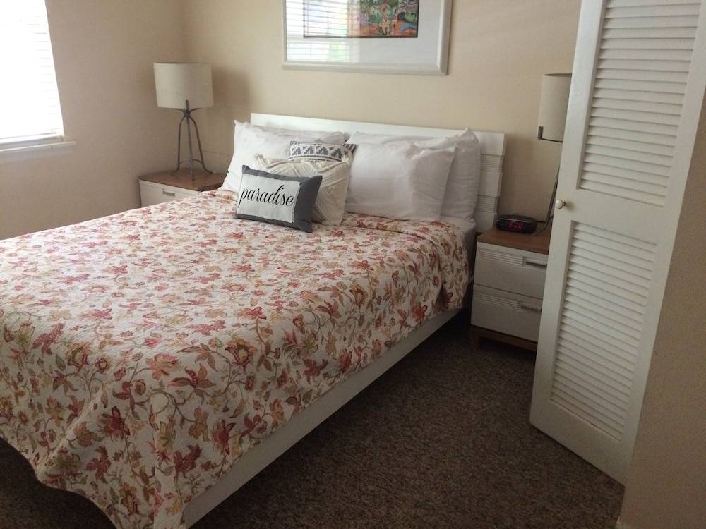 Tradewinds Beach Resort - photo 11