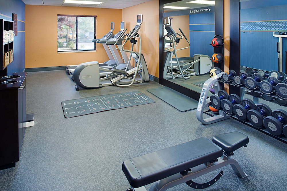 Hampton Inn & Suites Lancaster - photo 20