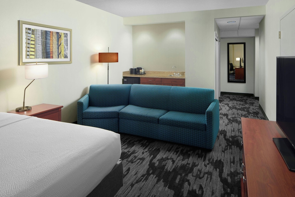 Fairfield Inn & Suites by Marriott Lumberton - photo 13