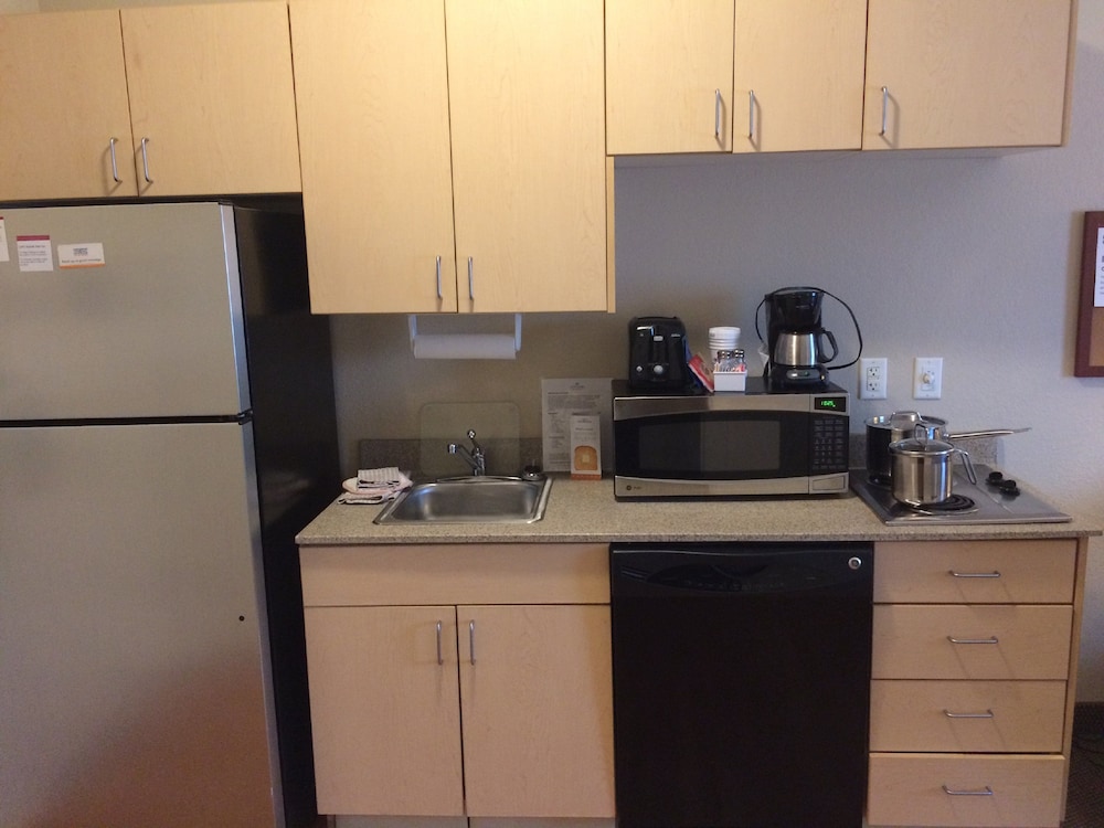 Candlewood Suites Watertown Fort Drum by IHG - photo 13