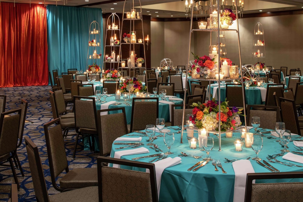 Hilton Bellevue - photo 51