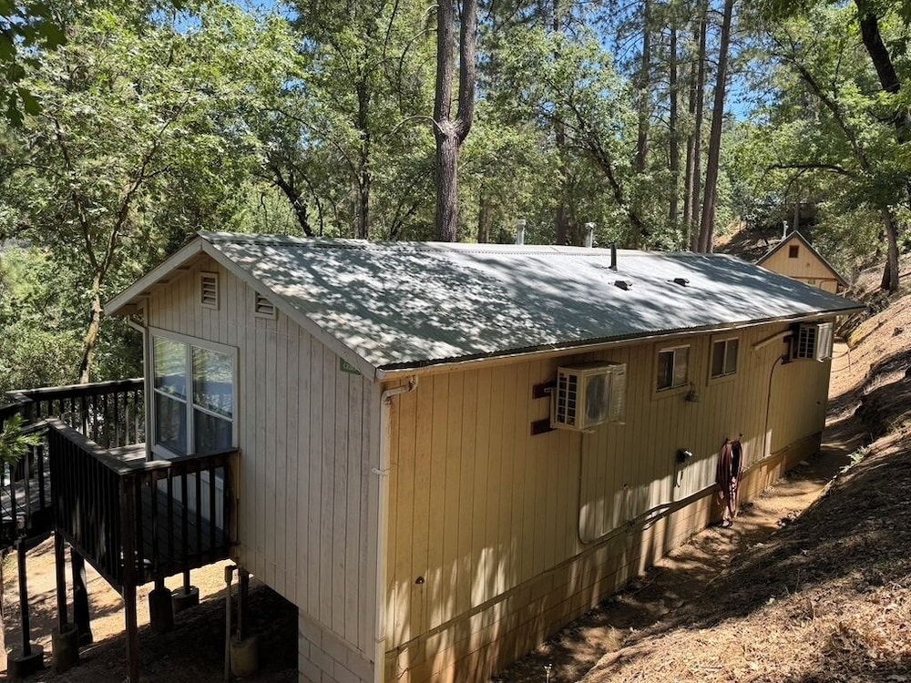 Yosemite Bug Rustic Mountain Resort - photo 138