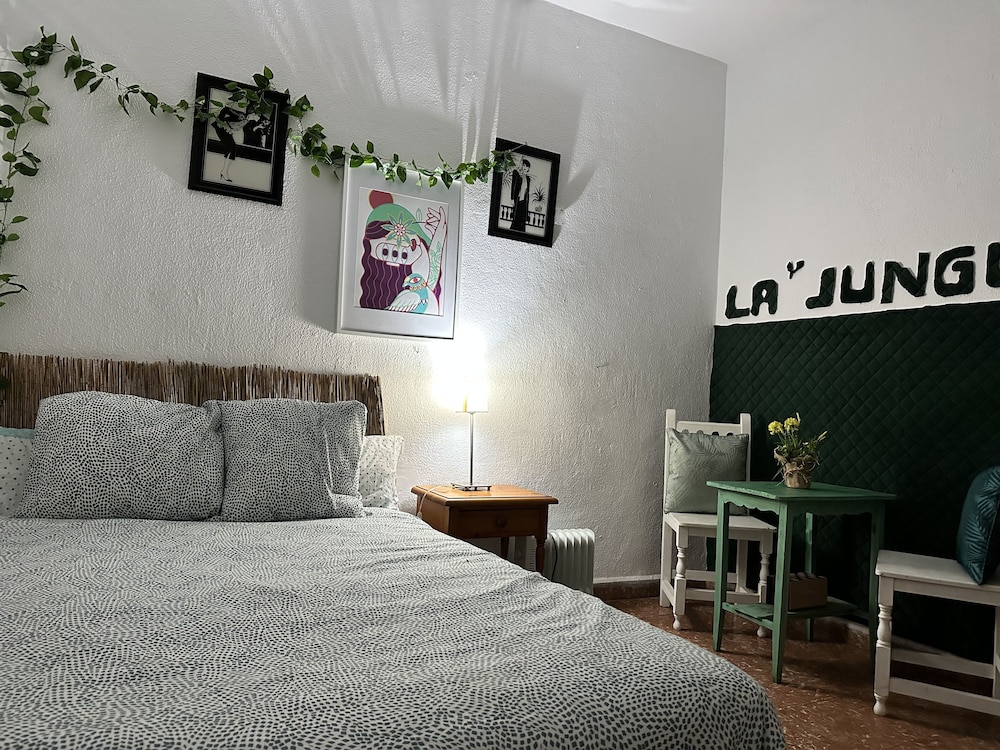 Habitaciones la jungla 22 in Algeciras, Spain