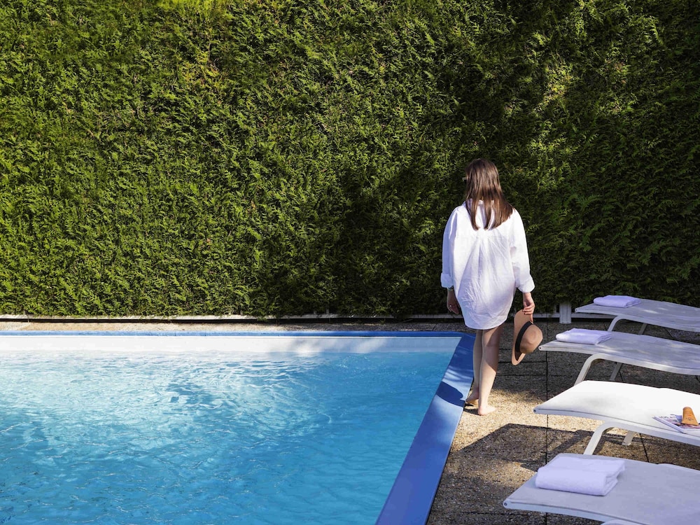 Mercure Paris Sud Les Ulis Courtaboeuf — hotel in Les Ulis