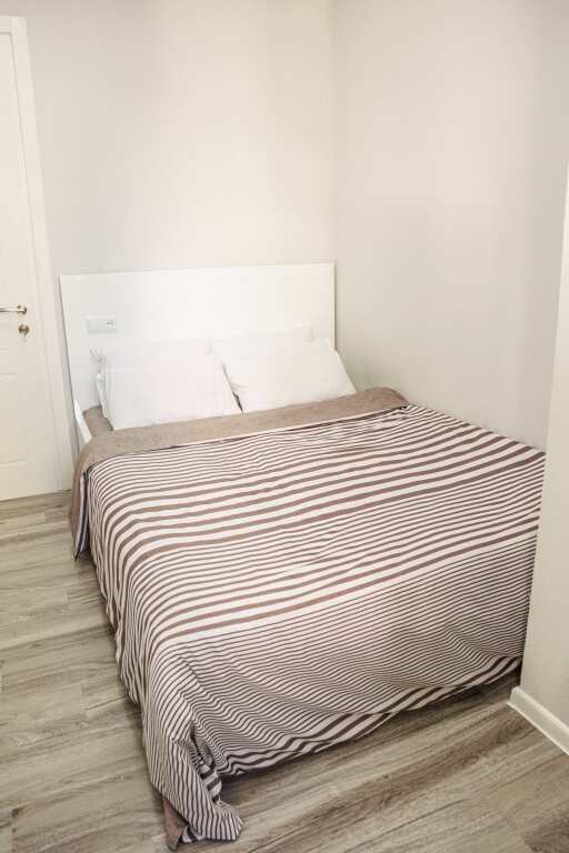 Apartment B with a separate bedroom