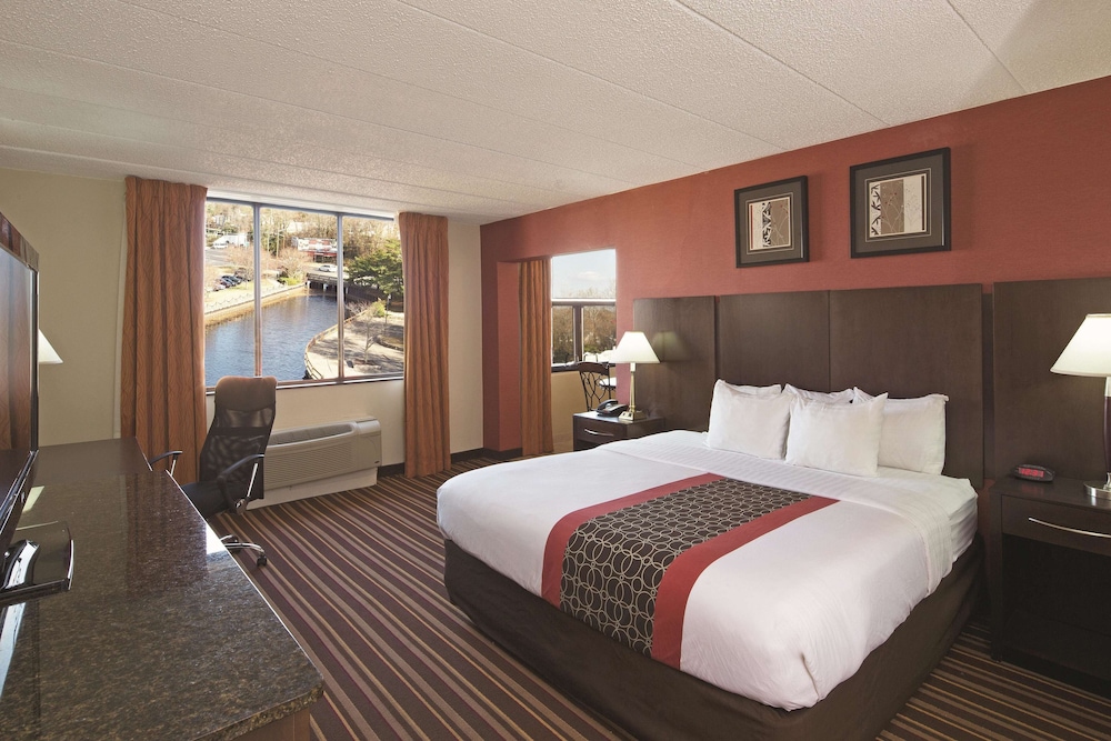 DoubleTree by Hilton Salisbury - photo 6