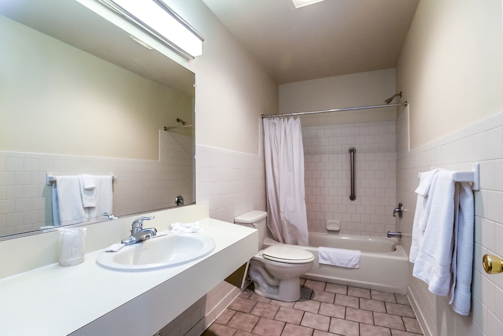 White Marsh Motel - photo 8