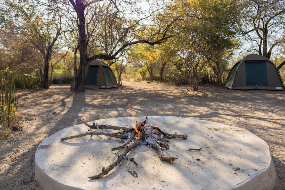 Khwai Mokoro Safaris and Campsites — Khwai — photo 5